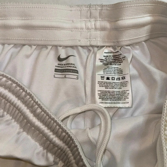 Nike White Athletic Shorts - Picture 4 of 5